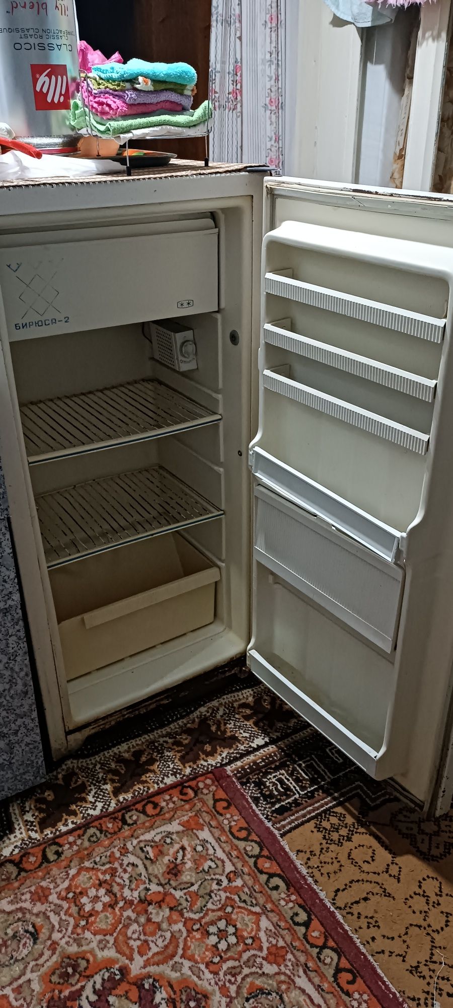 Продается холодильник Бирюса 2.