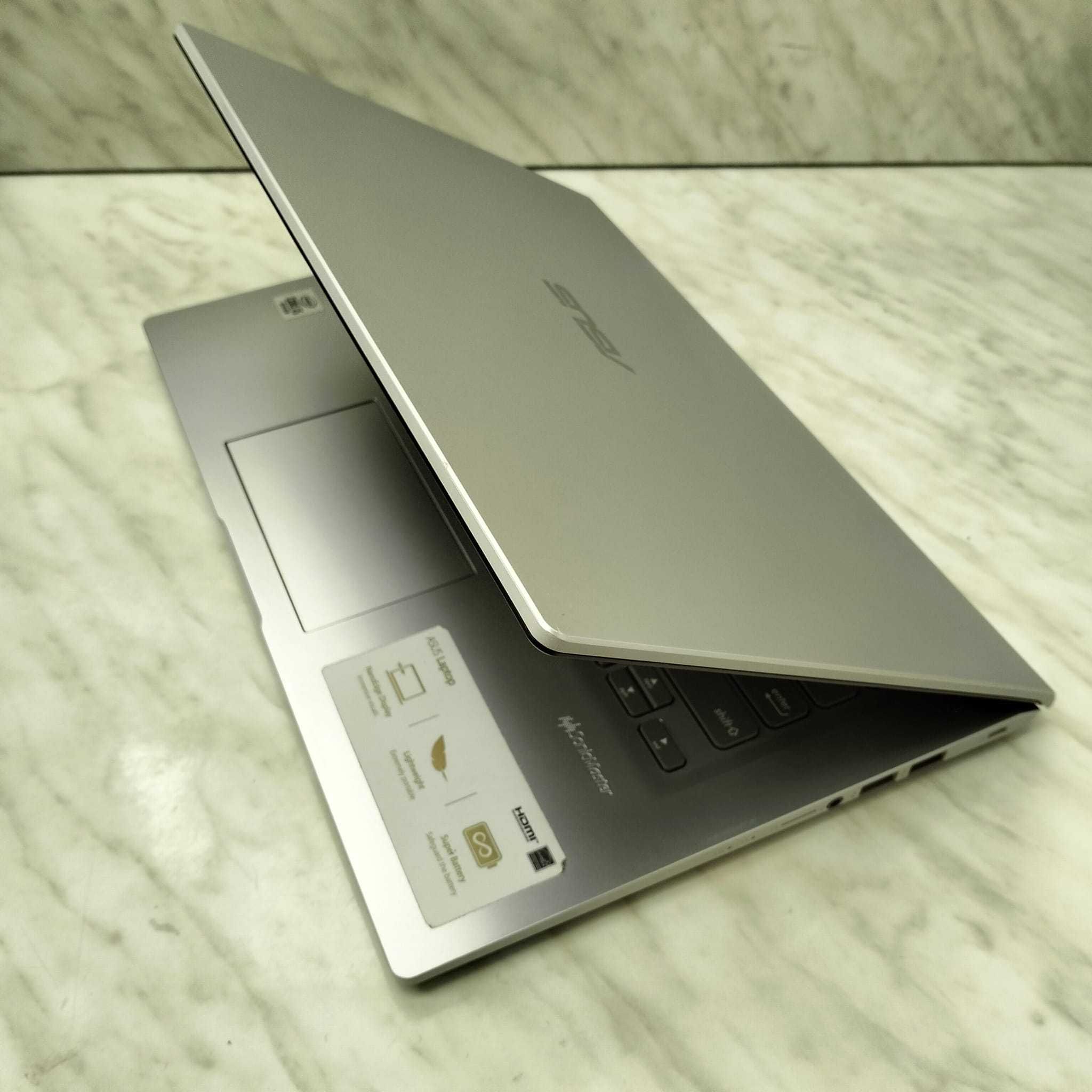 Laptop ASUS Vivobbok i5-1035G1 15.6" Full HD 8GB 512GB SSD Zeus 27115