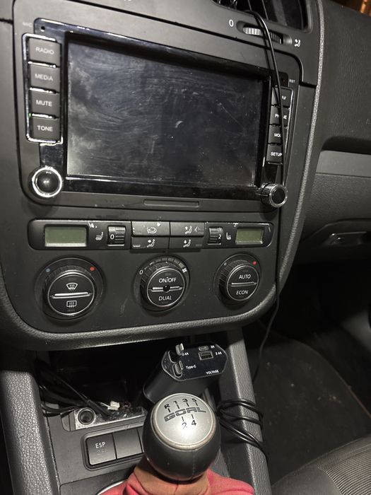 De vanzare golf 5 an 2006