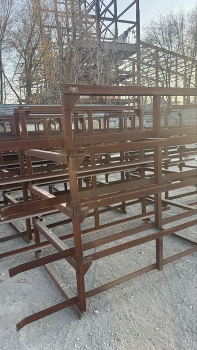 Продам стеллажи  для рефей оборудования