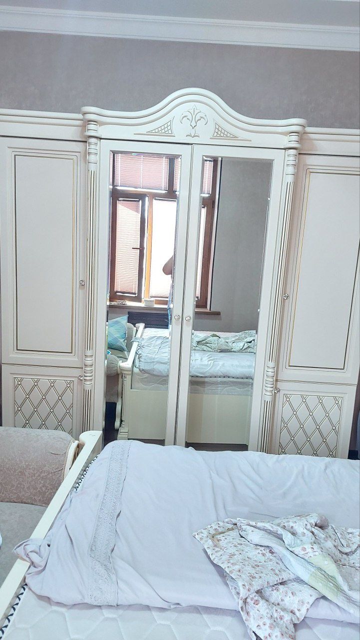 Spalniy mebel kamplekt