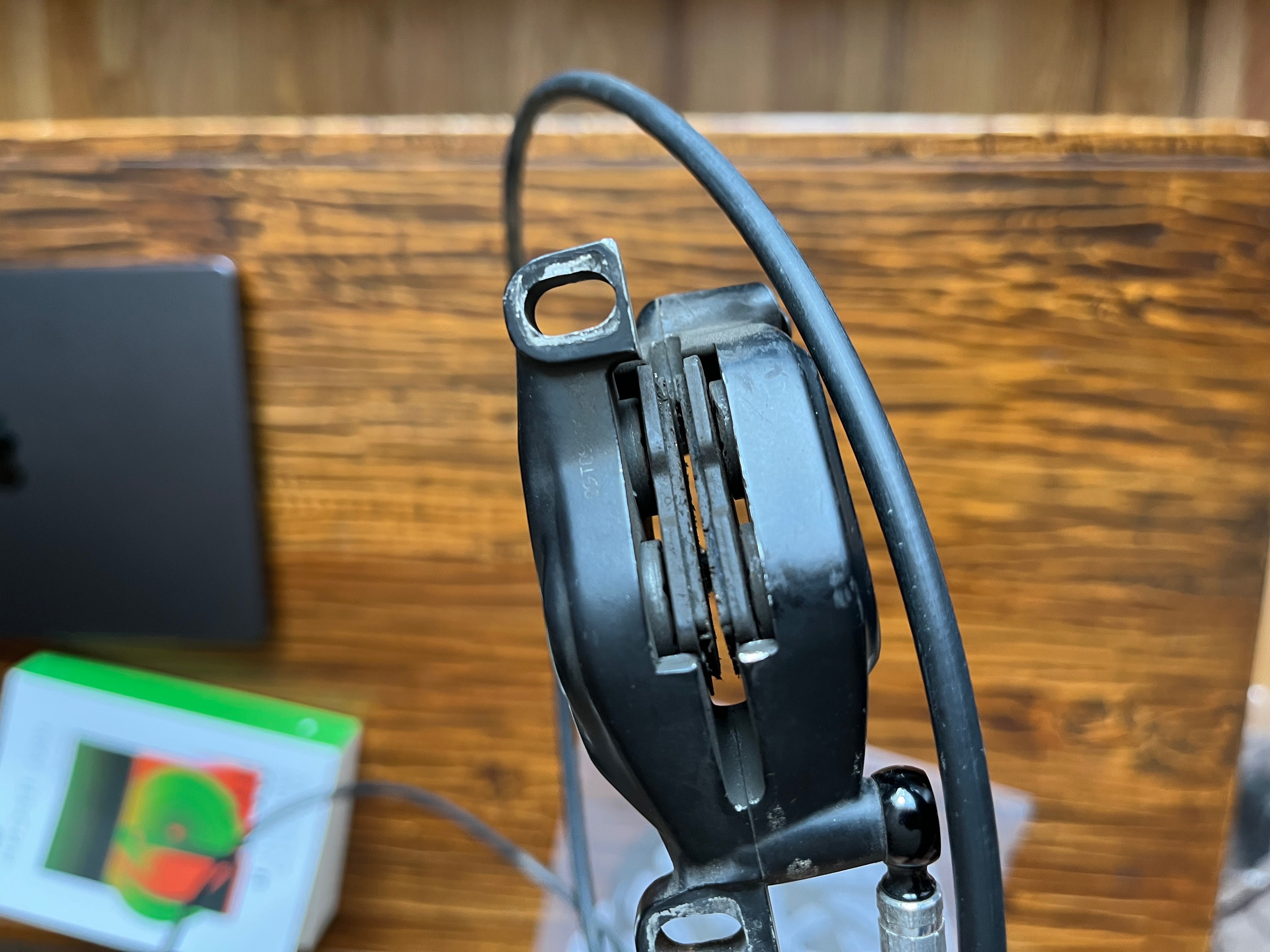 Спирачки Sram Code R + 2 ротора 200мм