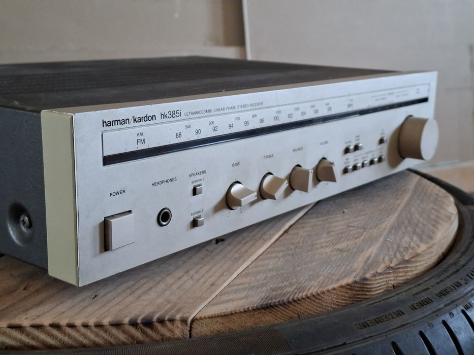 Harman Kardon HK385i amplituner