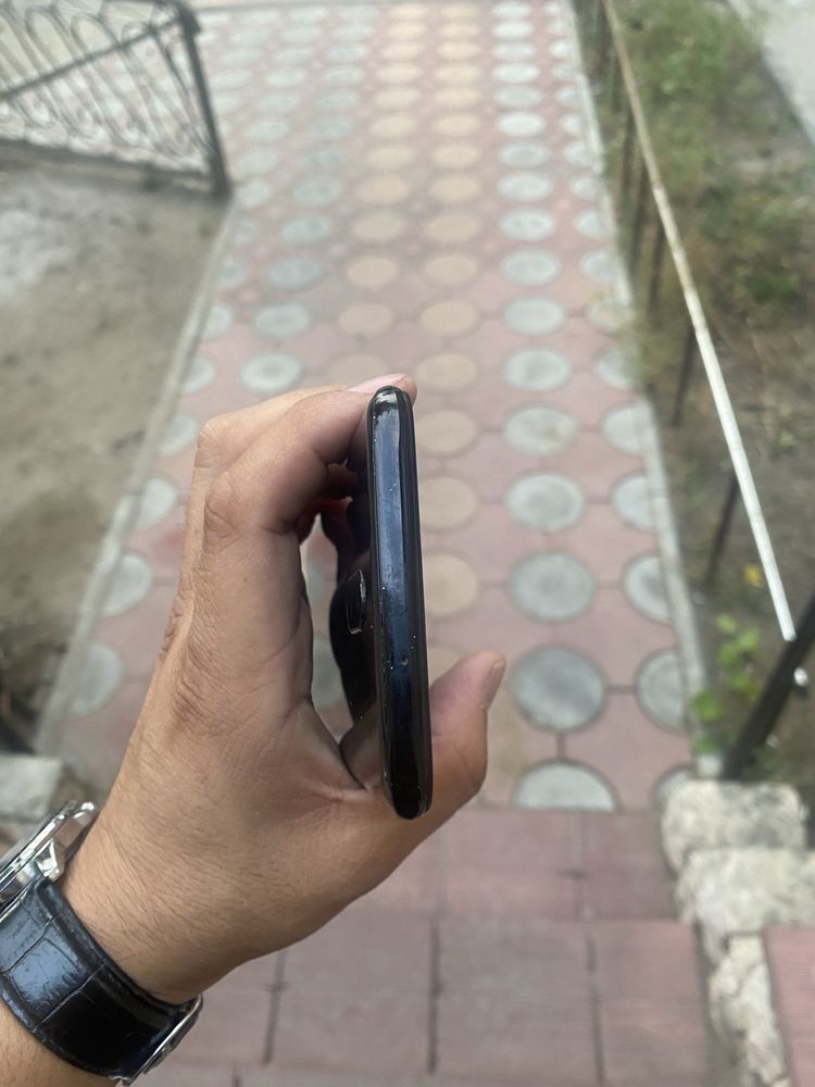 Продам One Plus 6t