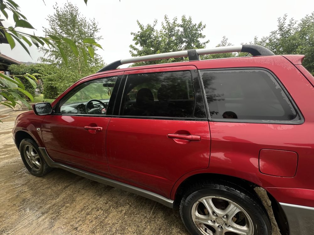 Mitsubi Outlander 2003- 4x4 2.0 benzina