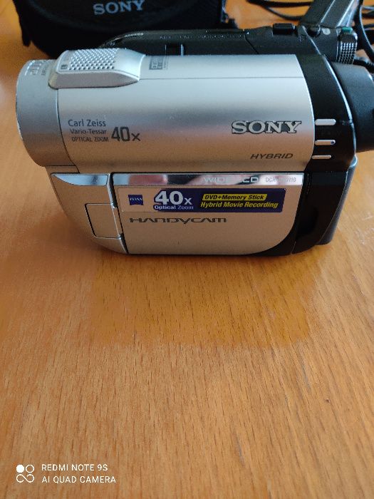 Камера Sony DCR-DVD110E