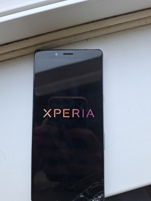 Telefon SONY in stare decenta