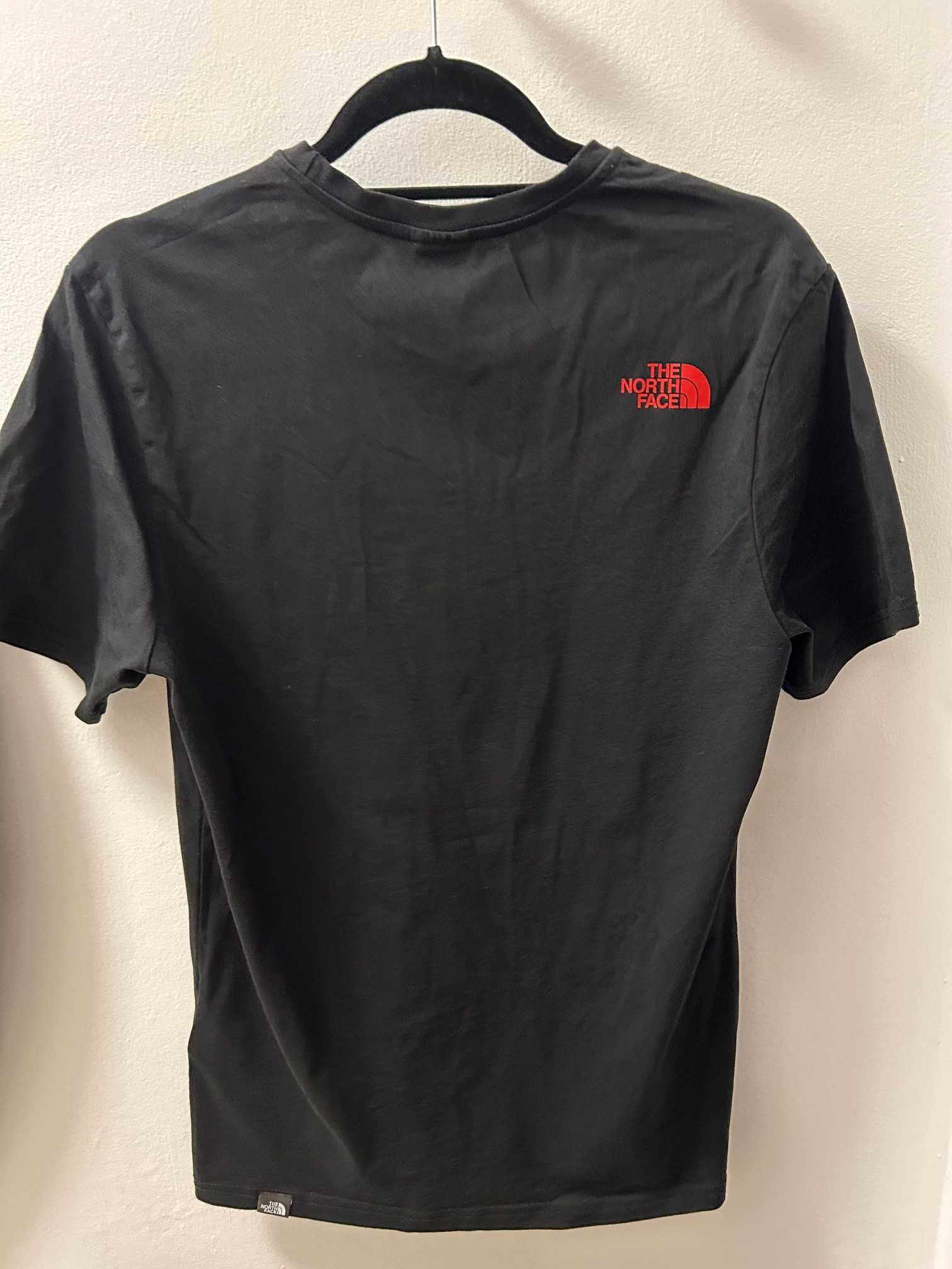 The North Face тениска “Never Stop Exploring”