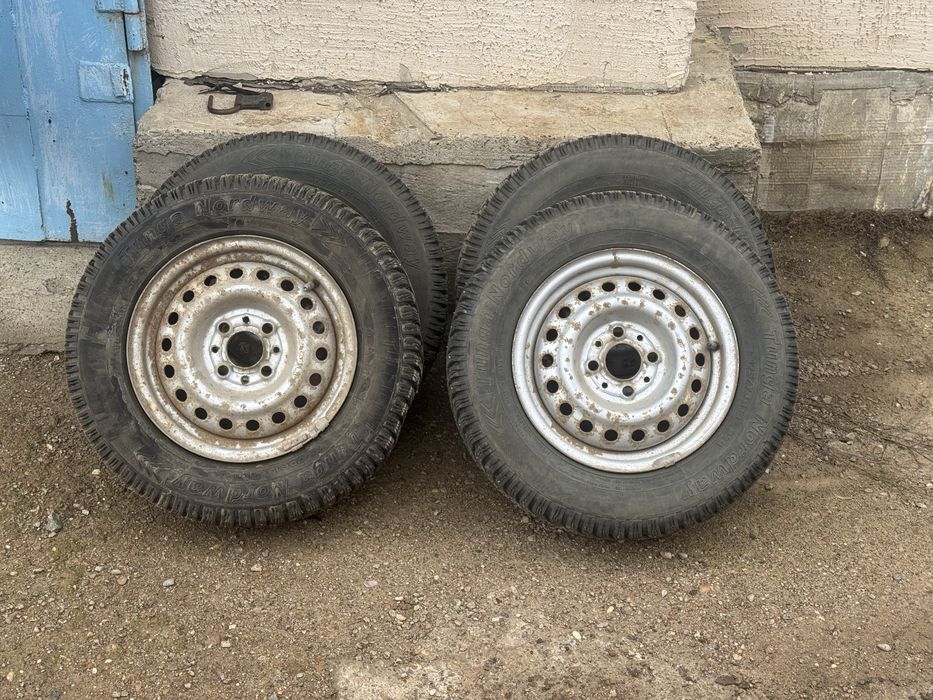 Зимнии шины R 13