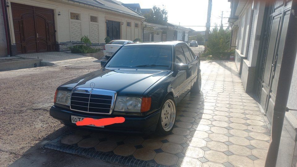 Mersrdesbenz w124