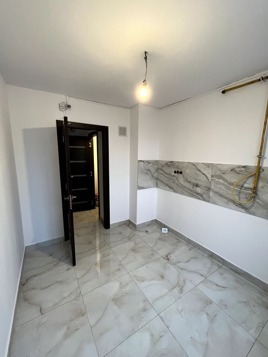 Proprietar, Vând Apartament cu 4 camere, Bulevardul Independenței