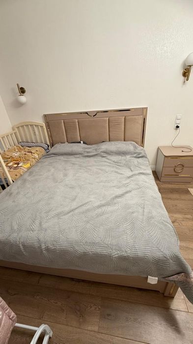 Спальни гарнитуры