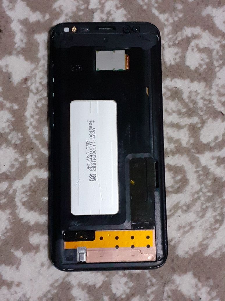 SAMSUNG S 8 Telefoni