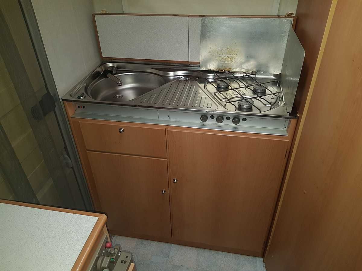 Идеално запазена каравана внос от Холандия