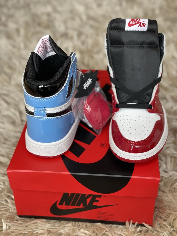 Air Jordan 1 Retro High Fearless UNC Red Blue Chicago Toe Bred OG