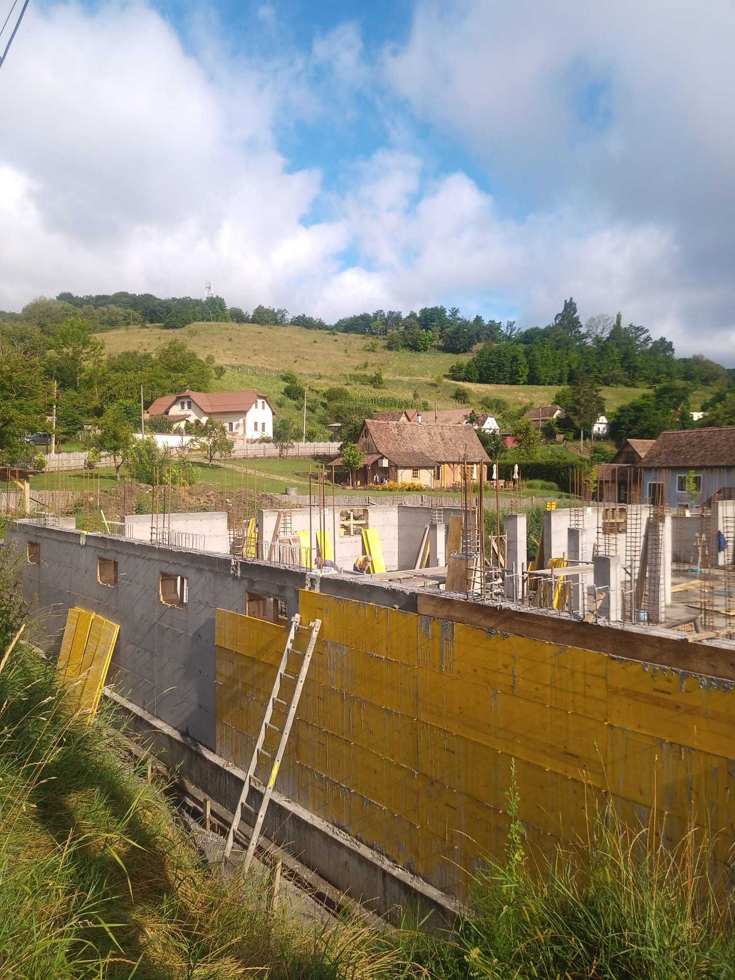 Inchiriem cofraje funadatii