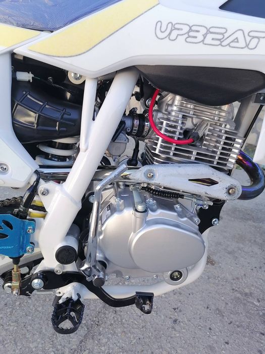 Кросов мотор с фар UpBeat 250cc OFFROAD