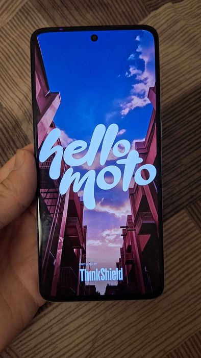 Motorola G84 12GB RAM 256GB памет още в гаранция