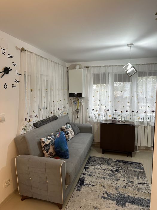 Inchiriez casa tip garsoniera in regim hotelier