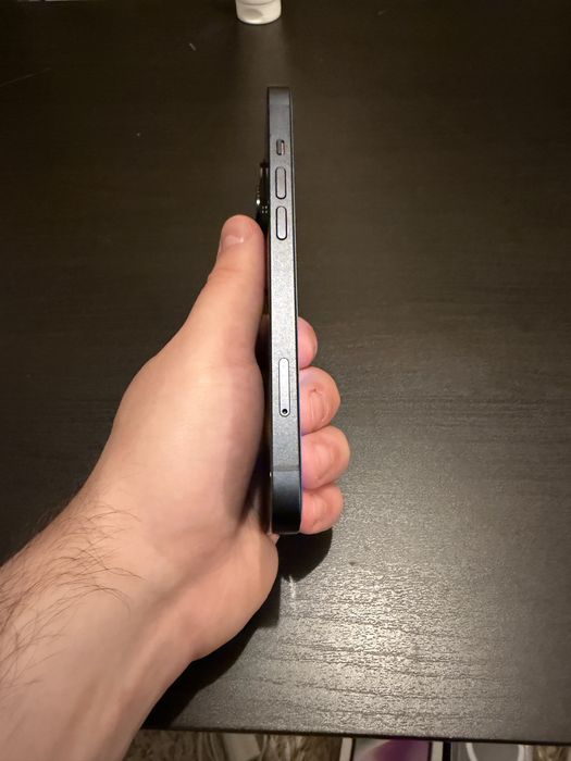 iPhone 14 128GB Midnight – Stare Perfecta/ Ca nou + Accesorii