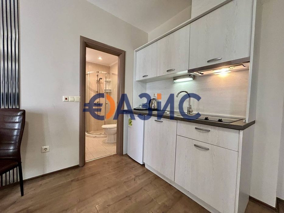 Продава се Двустаен апартамент в к.к. Слънчев бряг - 55 кв.м за 742 €/кв.м - Снимка #3