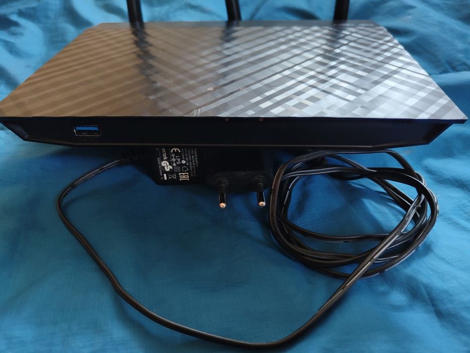 Router wireless Asus RT-N18U