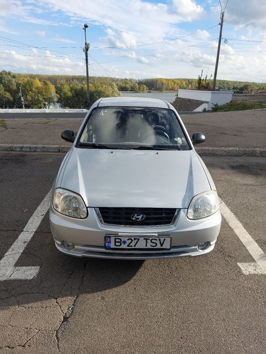 Vând Hyundai Accent 1.4 mpi