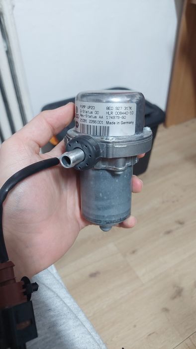 Pompă auxiliară de răcire audi sau pompă de vacuum
