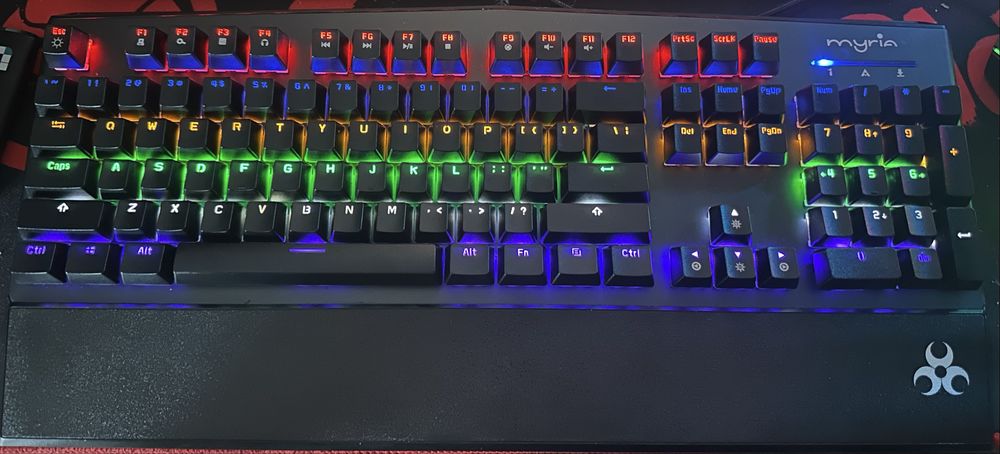 Pachet Gaming Pc+Monitor+Tastatura