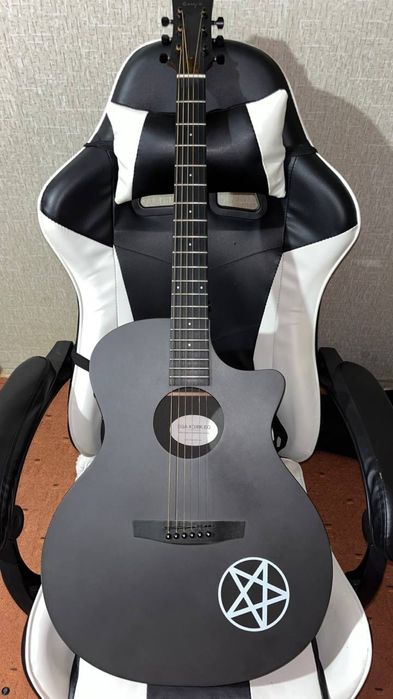 Трансакустическая гитара