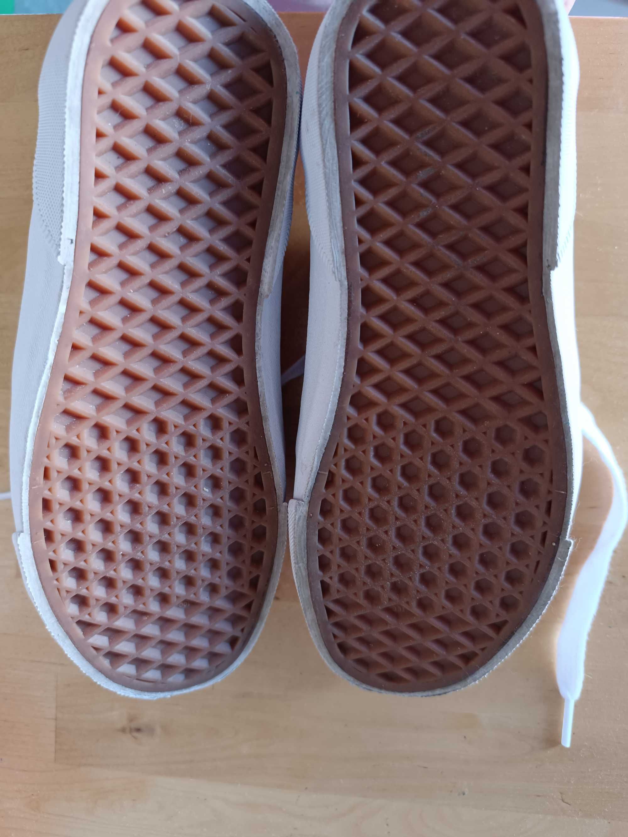 Детски кецове Vans Bess ni, размер 35