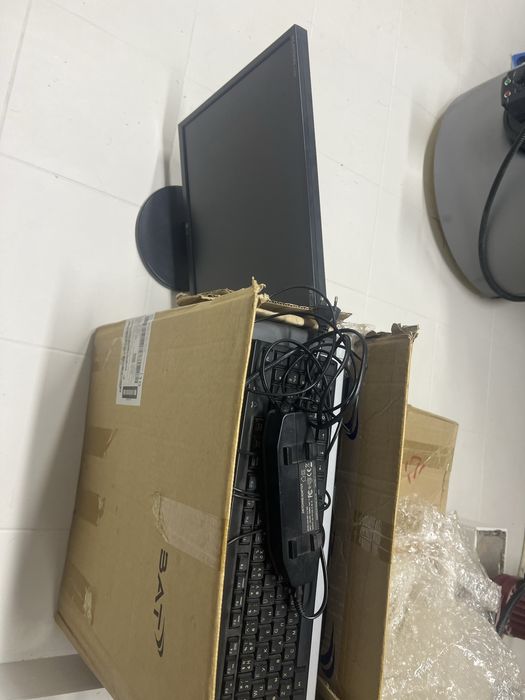 Компьютер, монитор клавиатура 7000