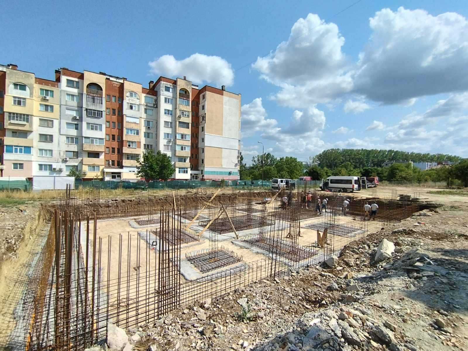 ДВУСТАЕН Апартамент! Кв. Запад до Лидл, Сграда ’’Лозана’’