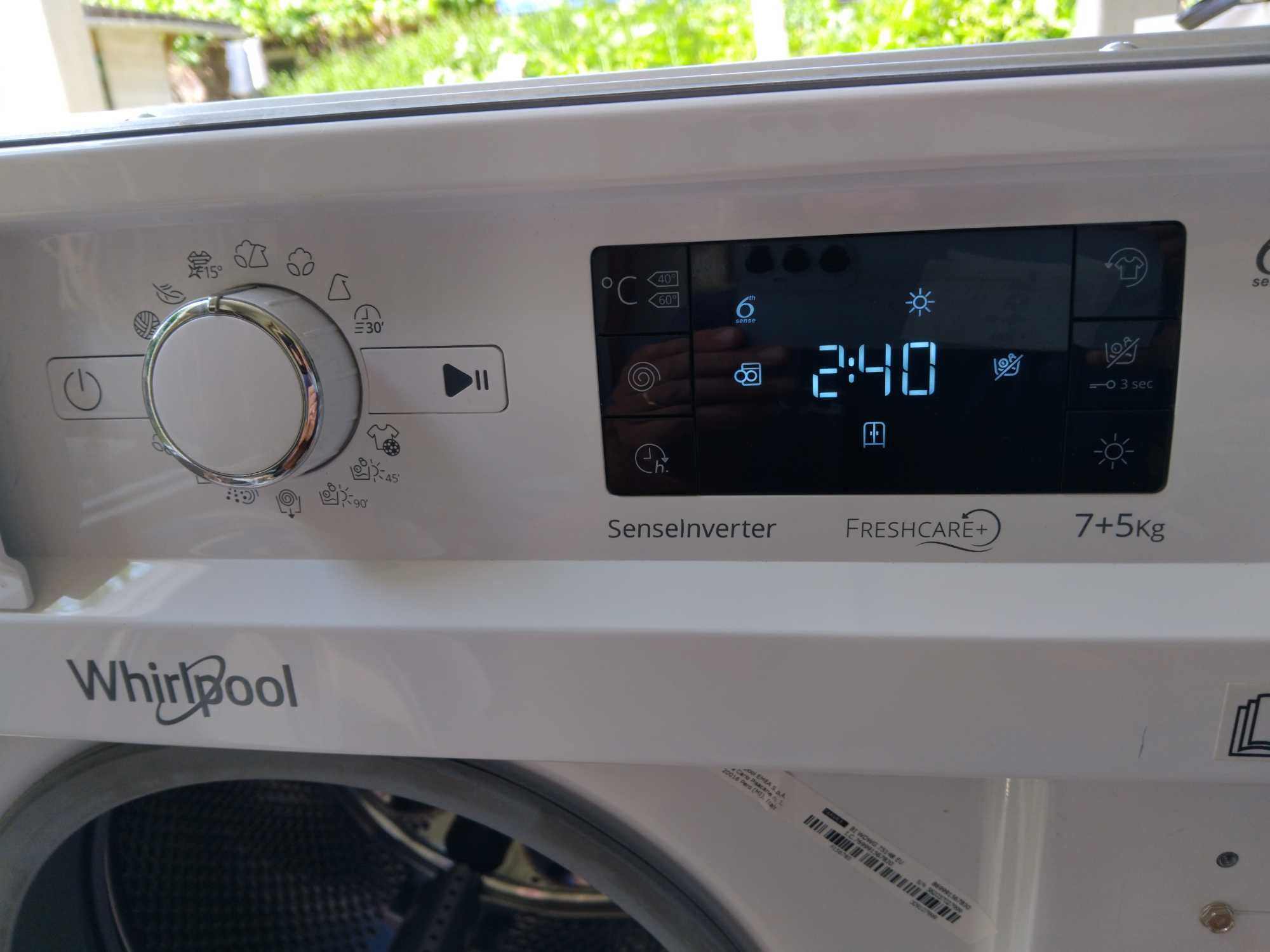 Пералня със сушилня за вграждане Whirlpool
