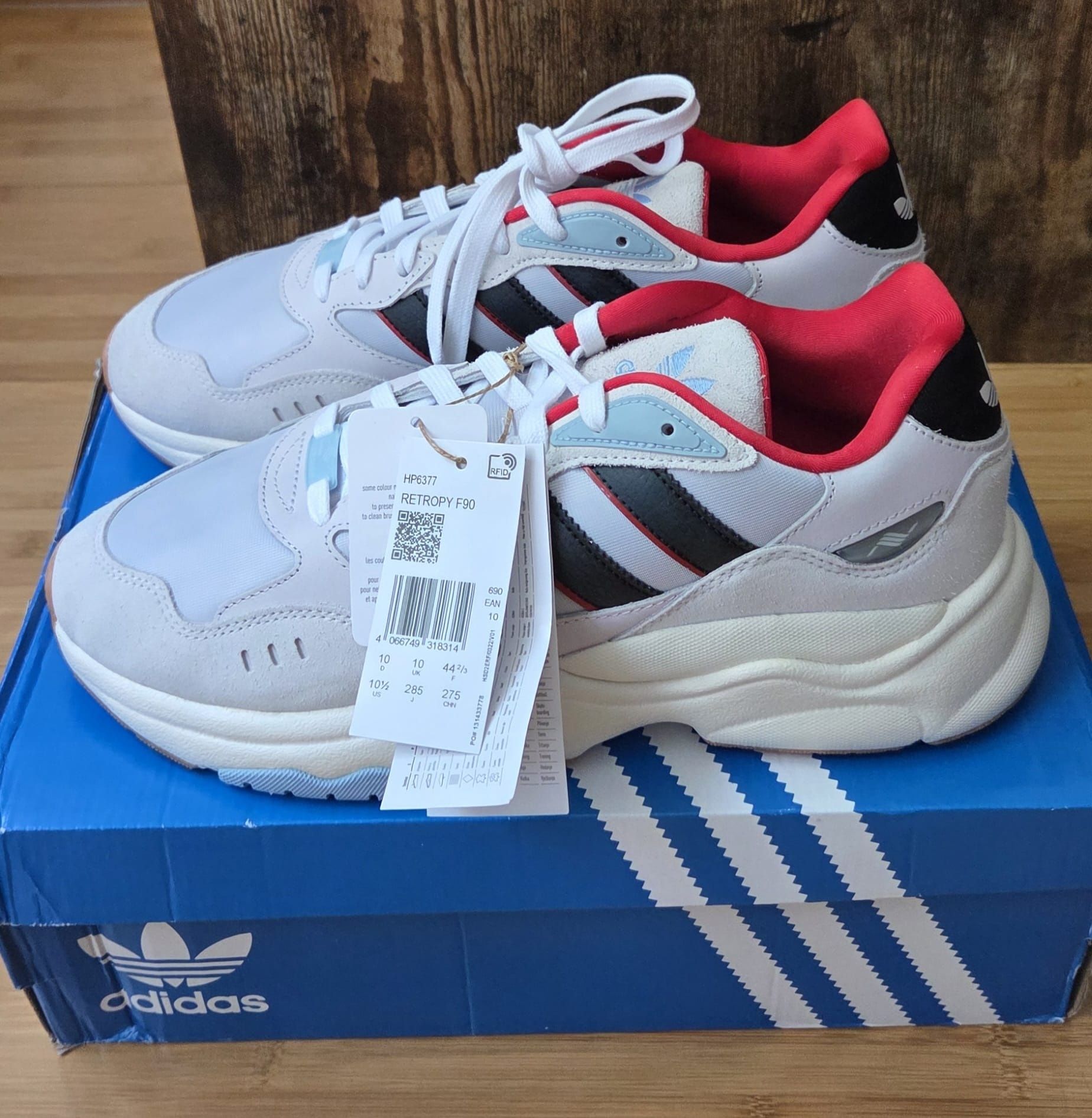 Adidas/Nu Nike, Under Armour, New Balance, Puma, Reebok