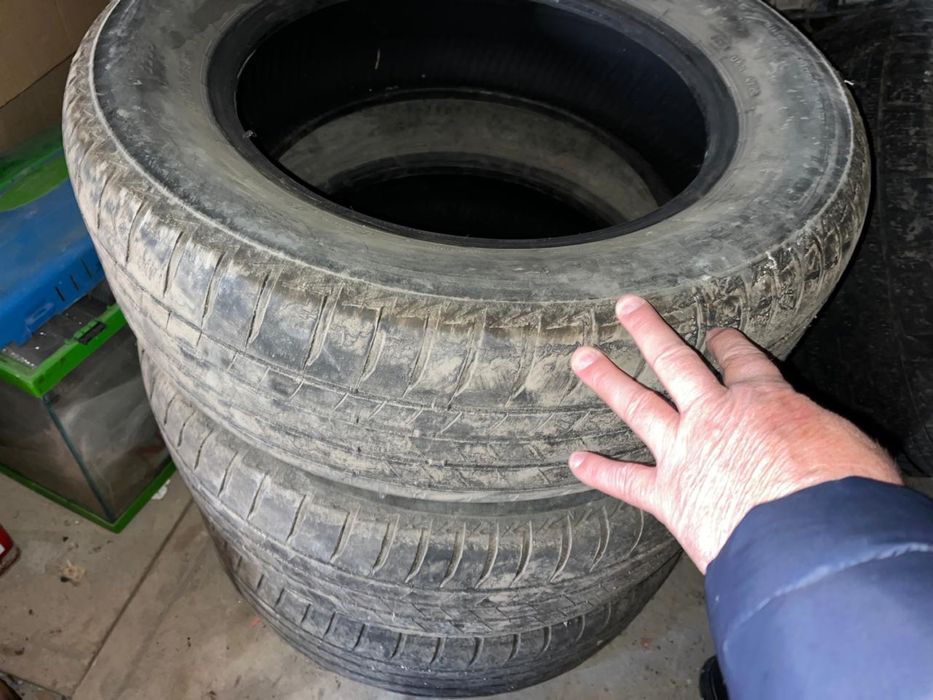 Резина Bridgestone 215/60 r16