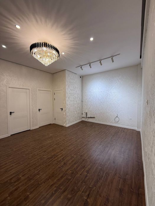 Юнусабад 8 квартал. Продается квартира  3/1/11