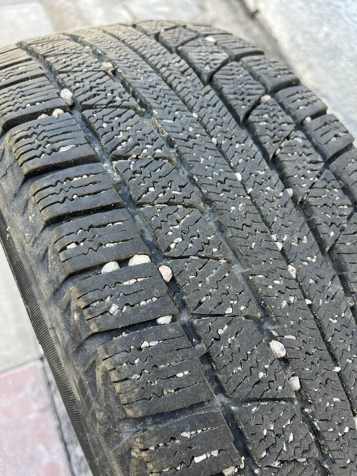 Комплект зимних шин "Triangle" Snowlink 215/55/R17