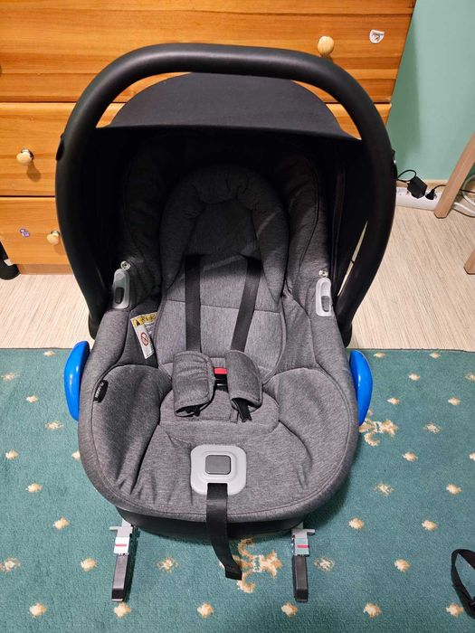 Кошче за кола с изофикс база