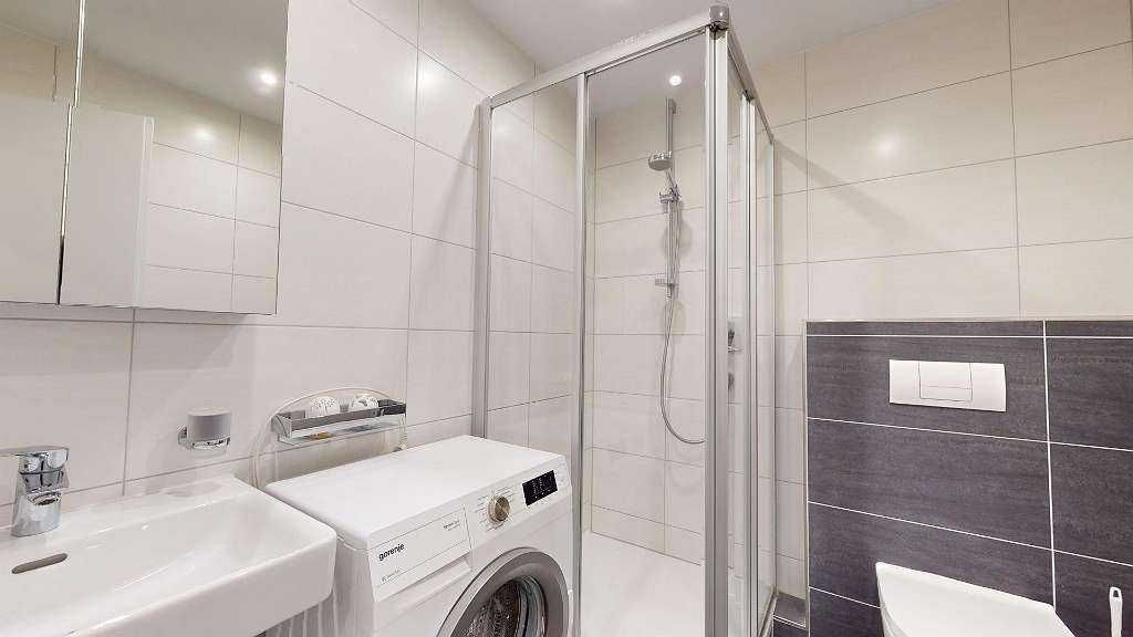 Дава се под наем Двустаен апартамент в София, Зона Б-5 - 60 кв.м за 484.5 € - Снимка #2