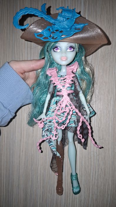 papusa monster high vandala