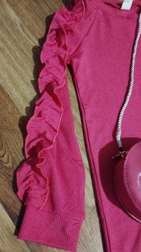 Rochiță Rossa-marimi disponibilie 5, 6, 7 ani