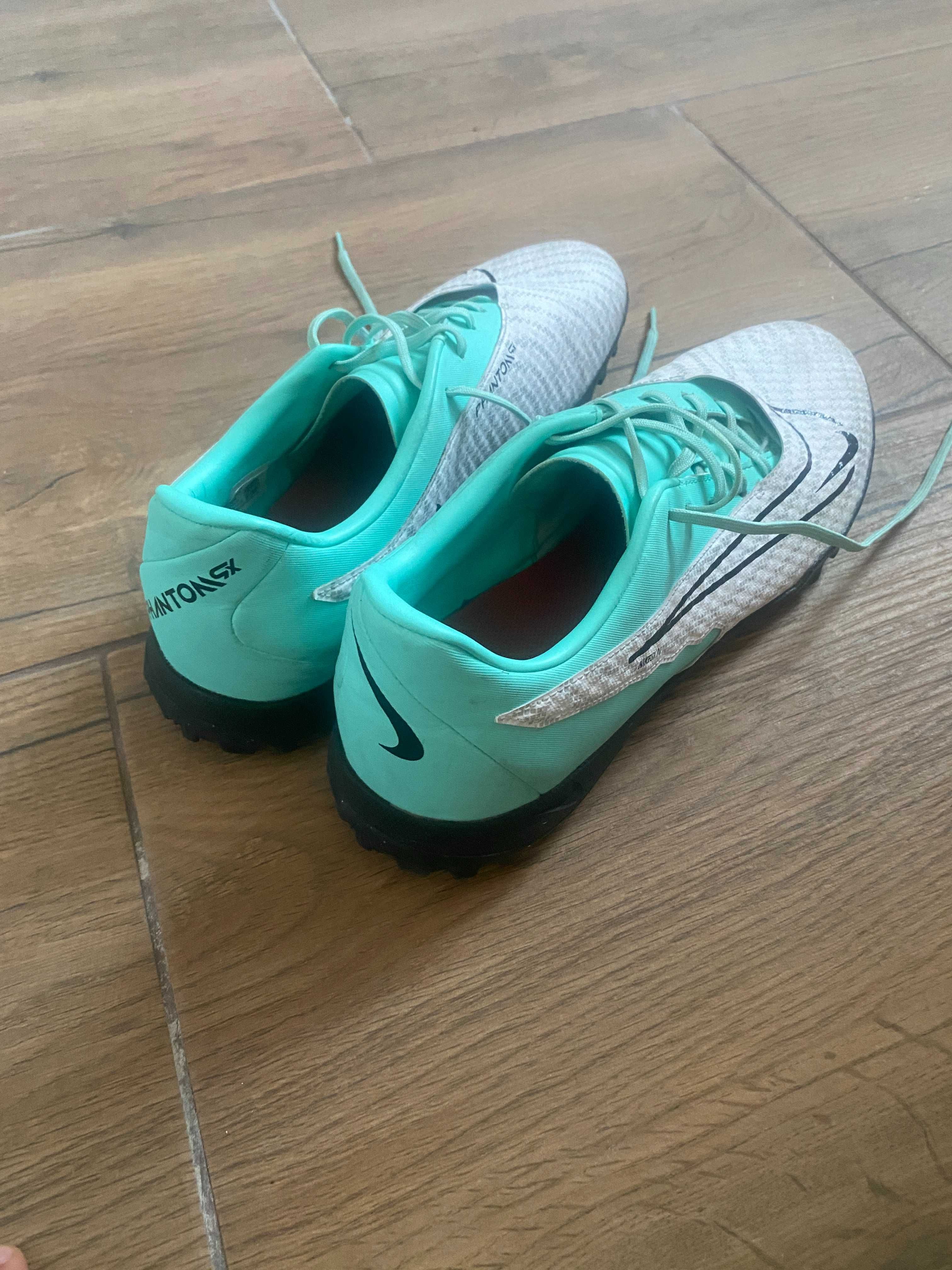 Мъжки стоножки Nike Phantom GX номер 44 – бели зелени