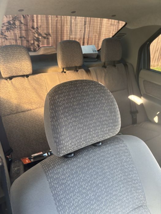 vand logan 1 avariat