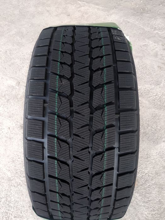 Зимние автошины 295/40R22