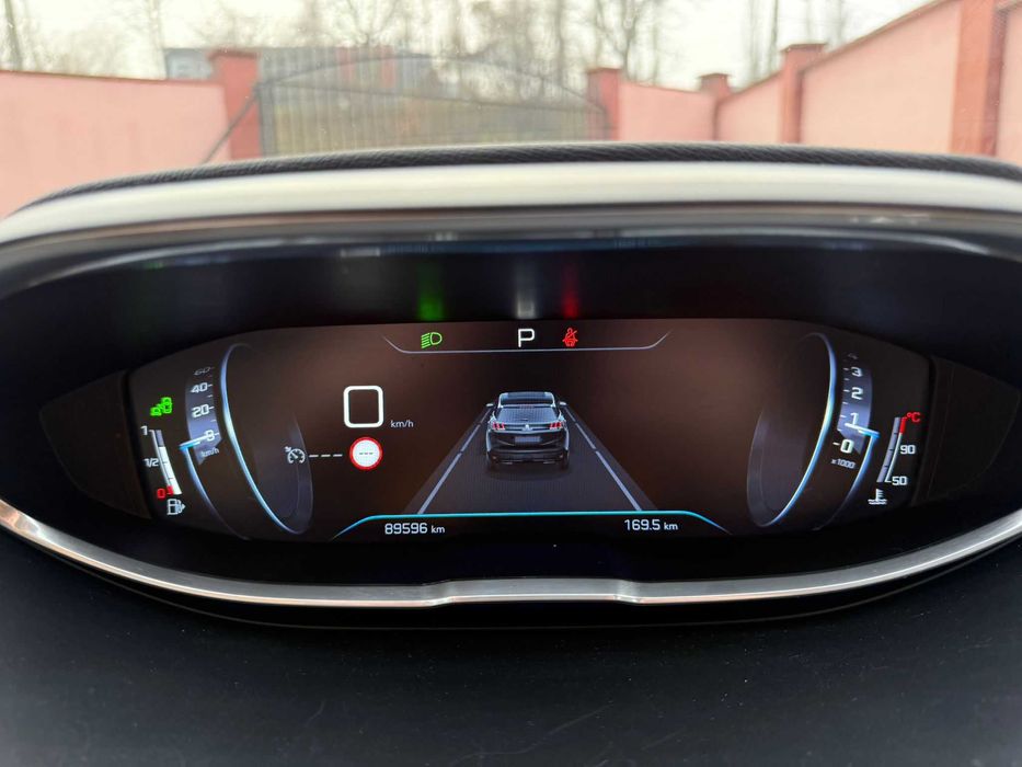 Peugeot 3008 2018 • 1.2 PureTech 130CP • Automat • Cameră Marșarier •