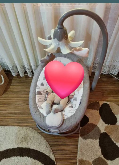 Leagan bebe cu vibratii