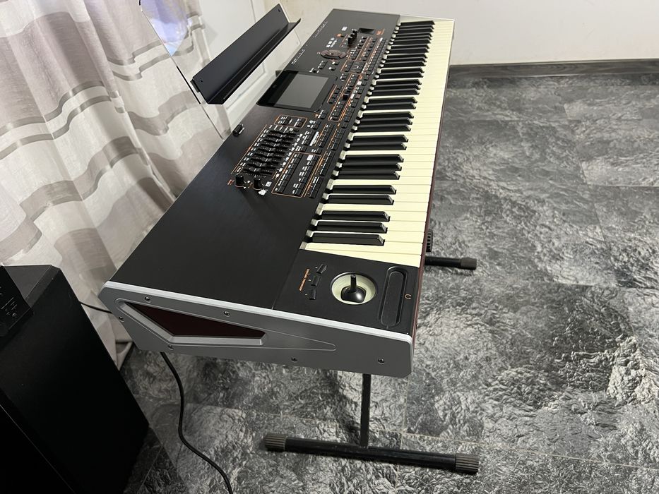 Korg Pa4x 76 International