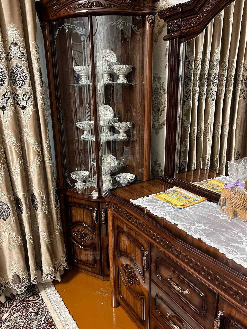 Mebel sotiladi yengide