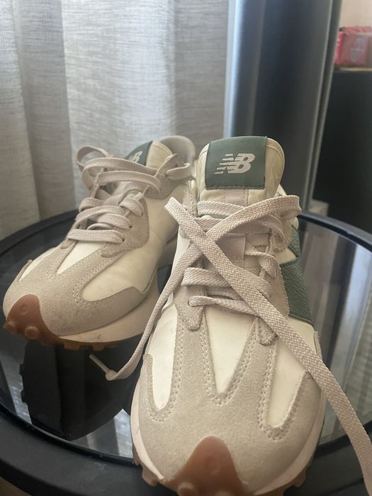 Кожени маратонки New Balance 327 бяло и зелено